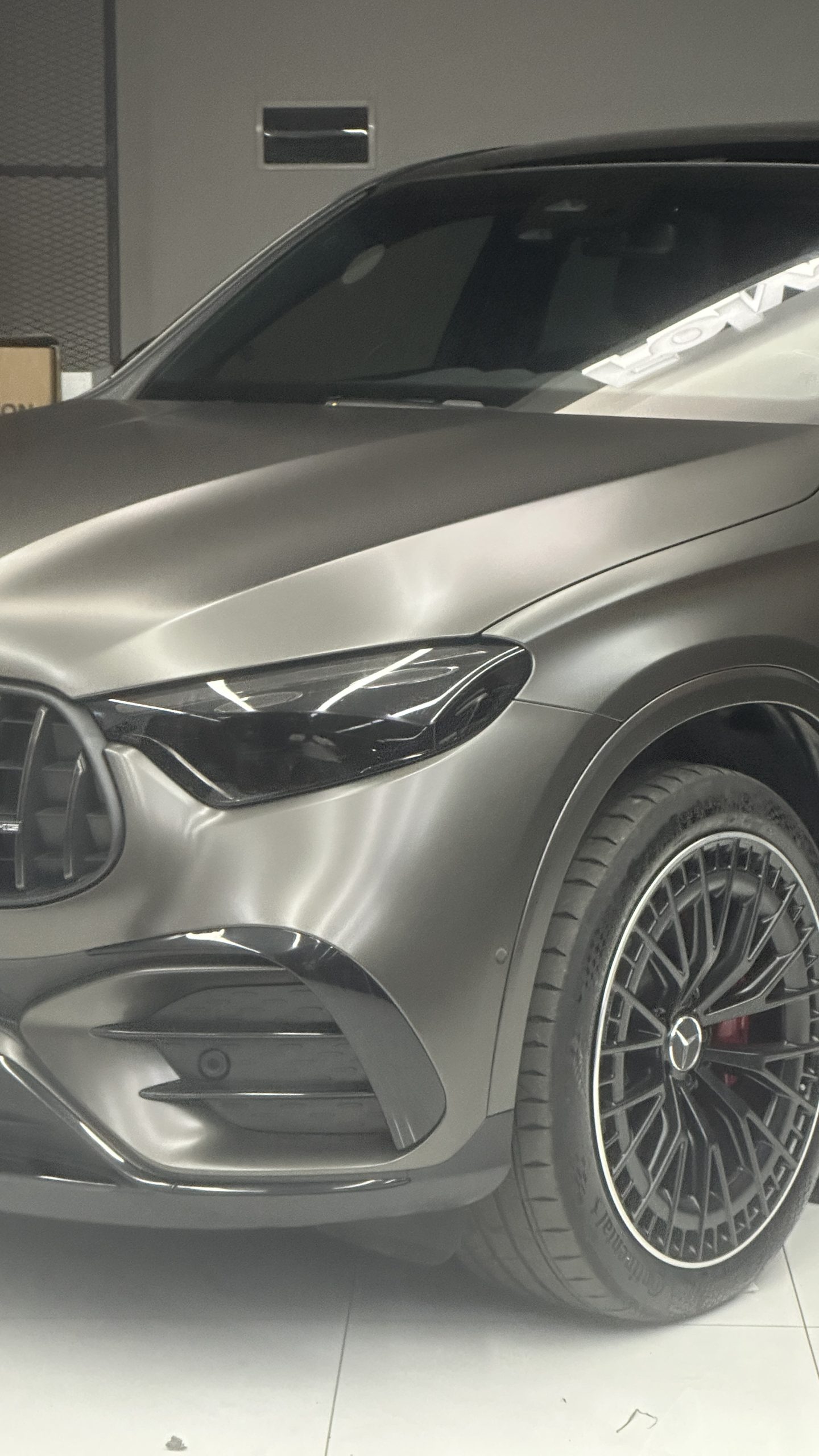 mercedes amg glc 43 mat gri kaplama